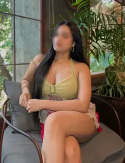 Sanju 28 year sexy call girl in Ahmedabad 